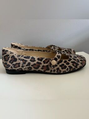 Tocoto Vintage Leopard Mary Kane Flats NEW!!